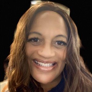 Meet your Posher, Lolette